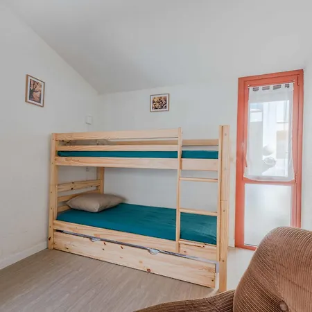 Holiday home Les Sirenes By Interhome